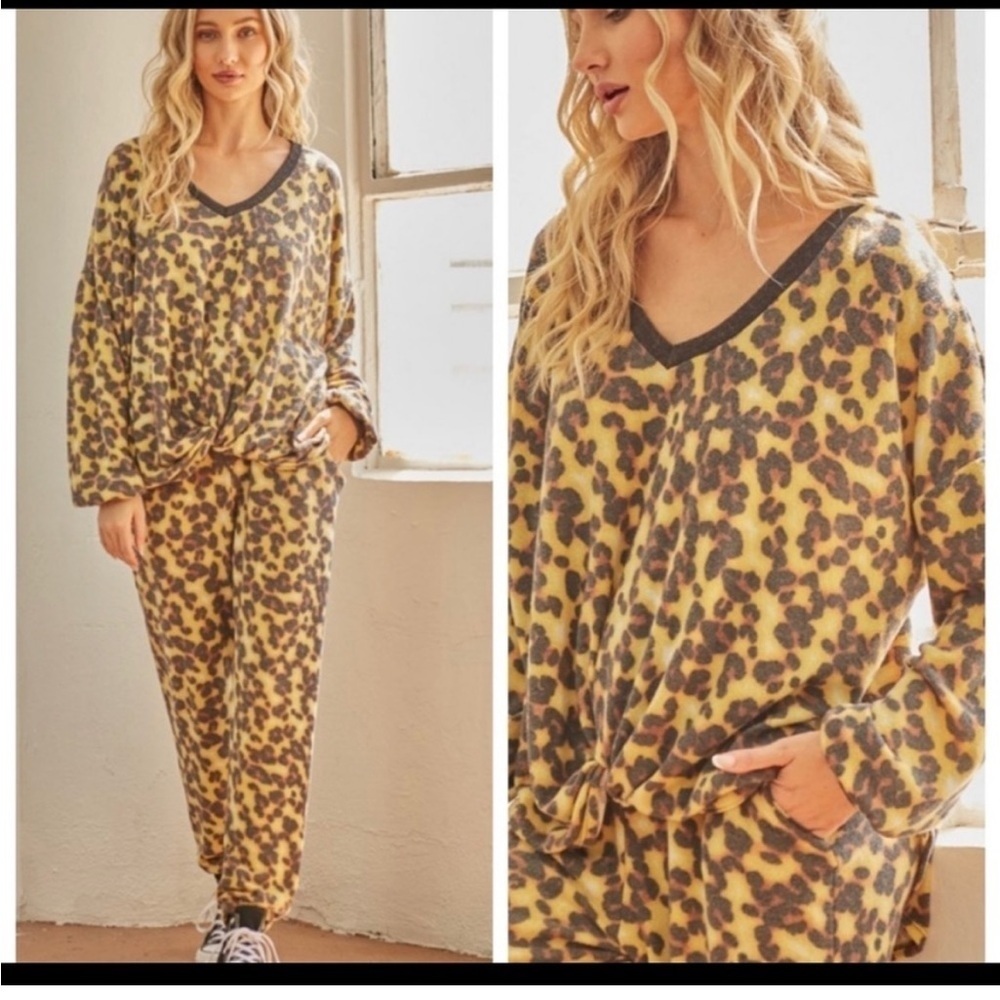 Lounge Set NWT